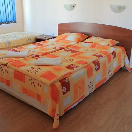 Panorama South Aparthotel 3*